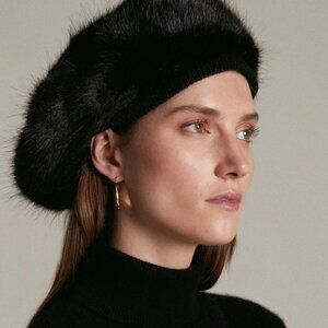 Black Faux Fur Beret Hat for Woman Soft Cozy NWT